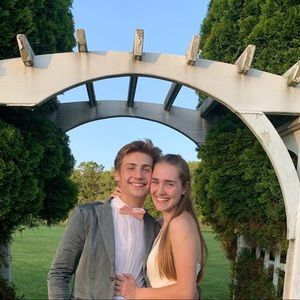 Meet your Posher, Sidonie